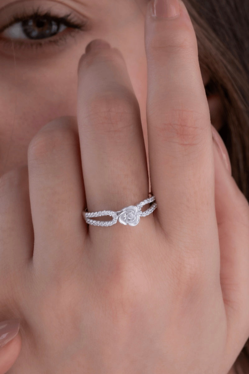 Zircon Flower (04) Ring