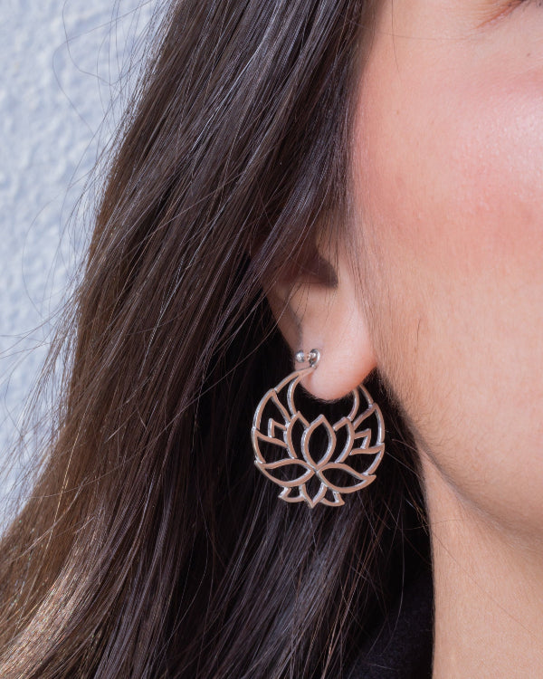 Plain lotus Earring