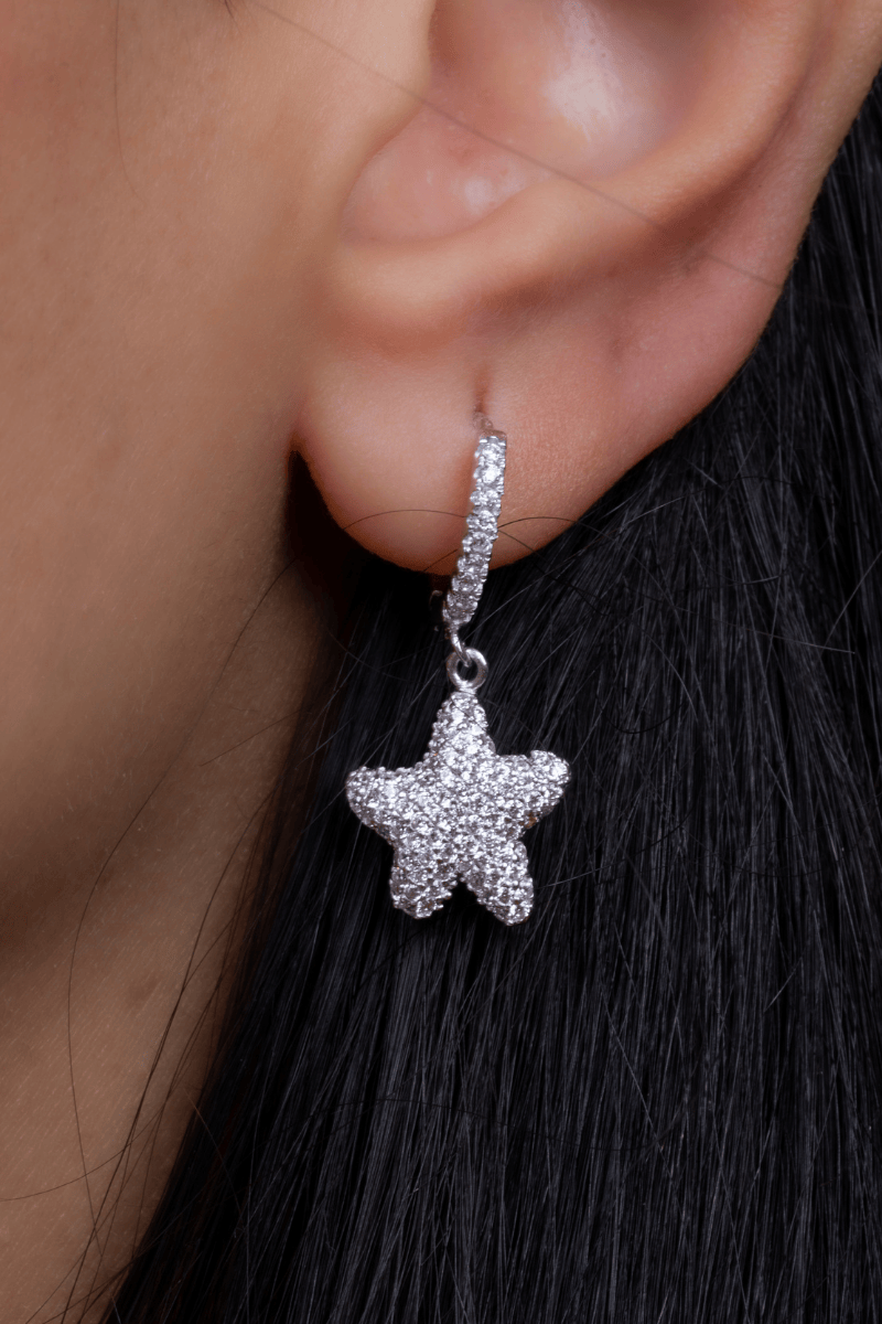 Zircon Starfish Hoop (01) Earring