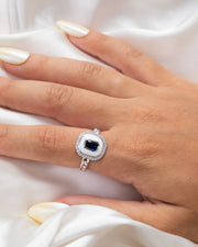 Blue & White Diamond R