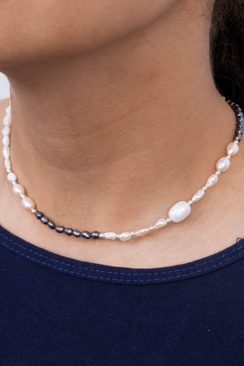 Black Pearl Necklace