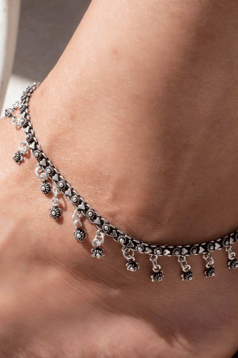 Heart & Flower Indian (01) Anklet