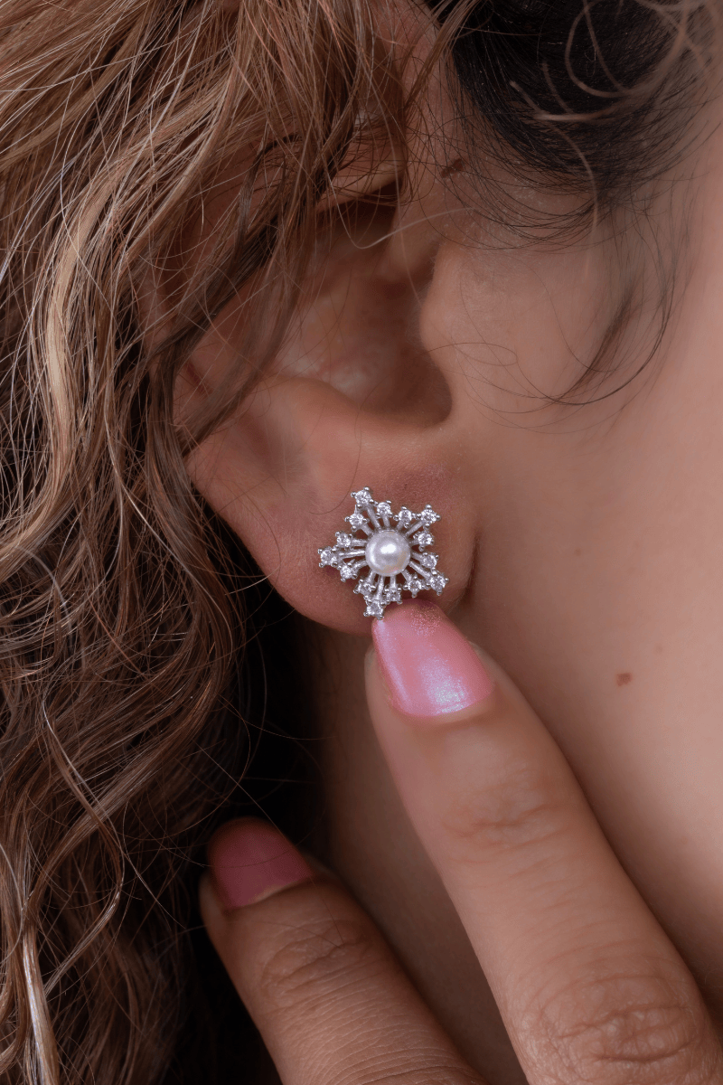 Zircon Flower & pearl Earring