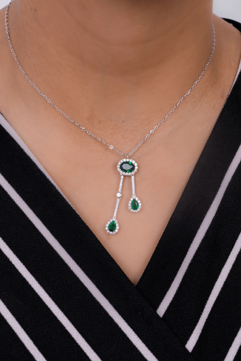 Zircon Oval (06) Green Necklace