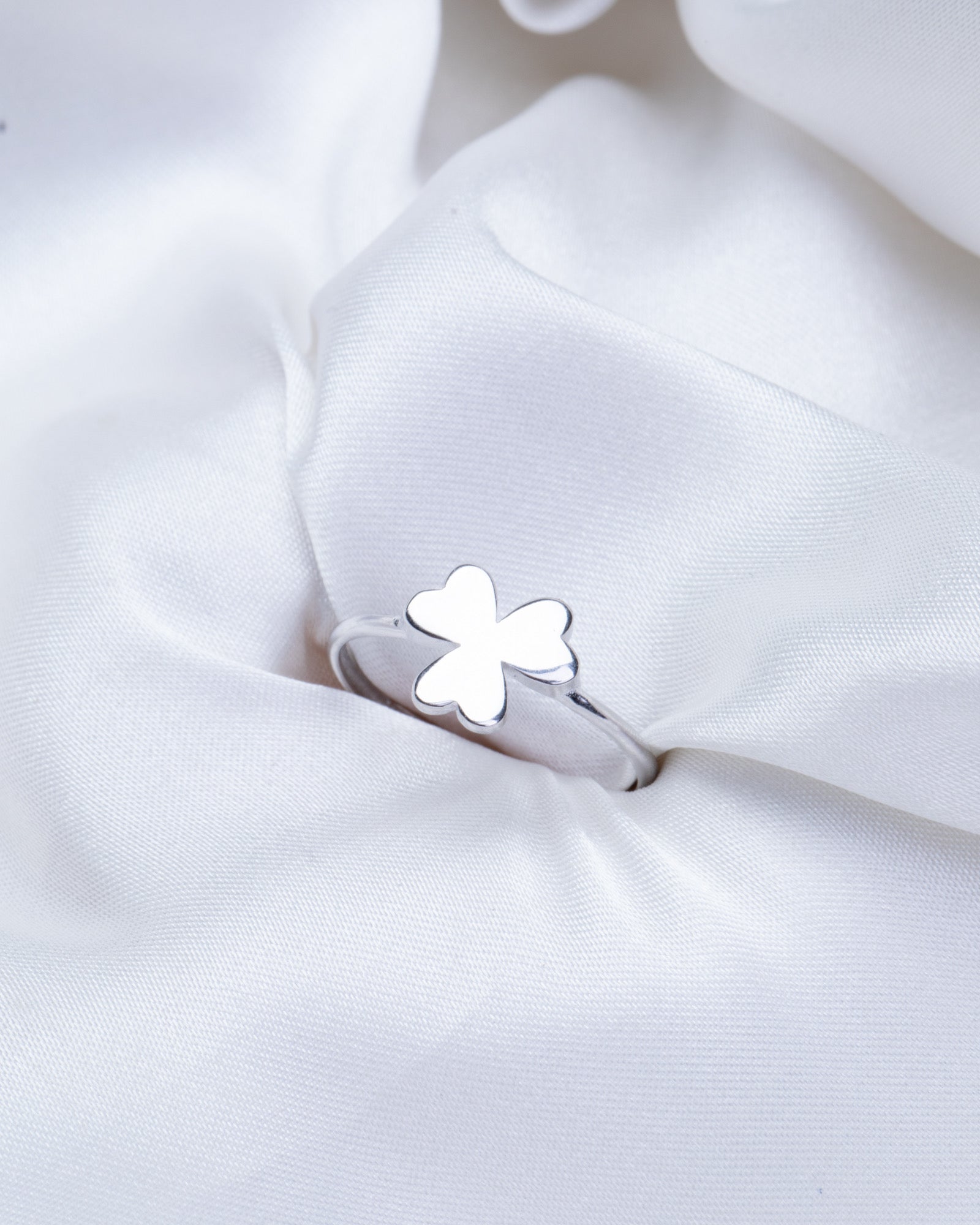 Plain Flower Ring