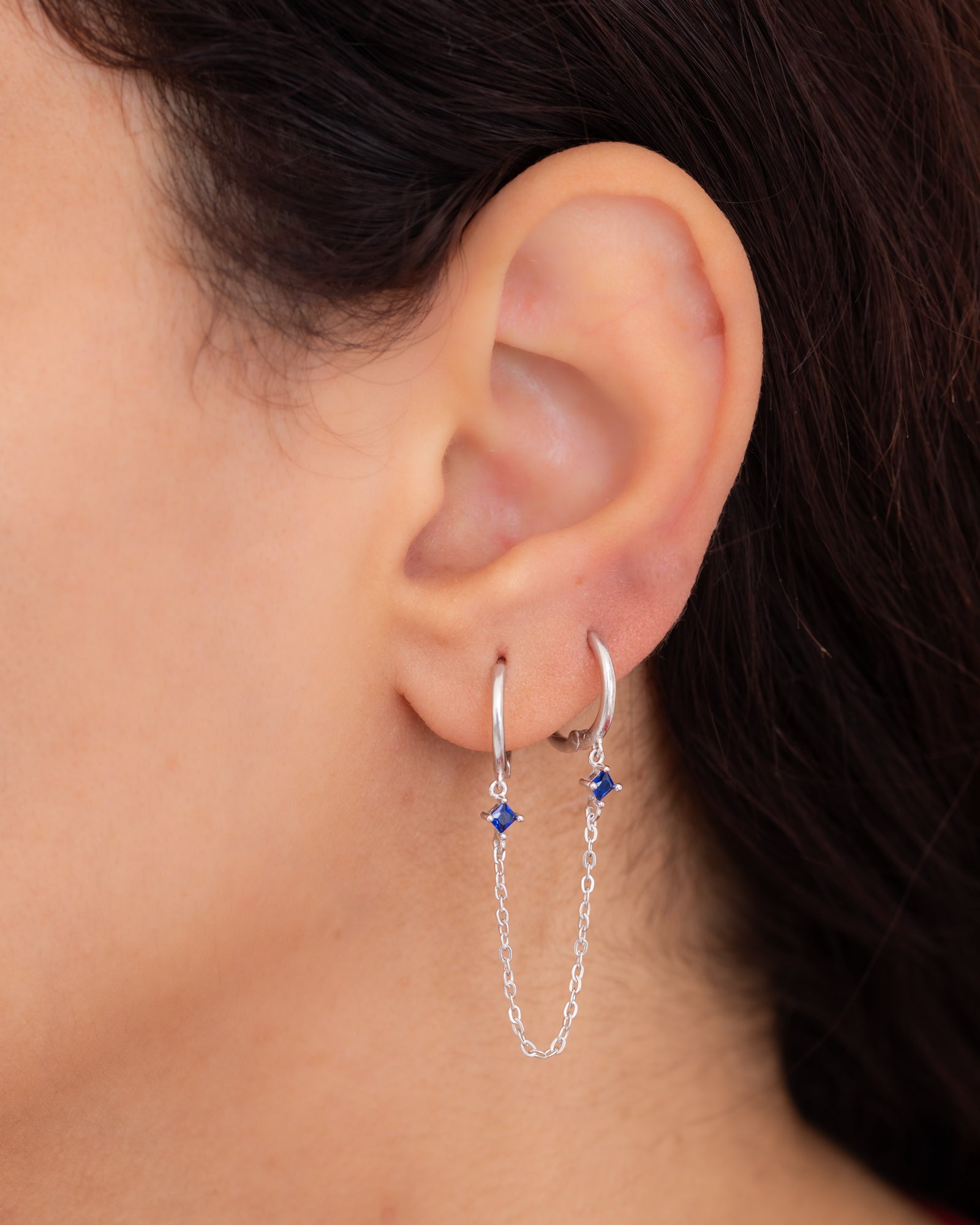 Zircon Chain Earcuff (Navy)