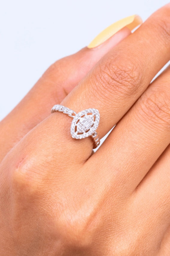 Zircon Oval (010) Ring