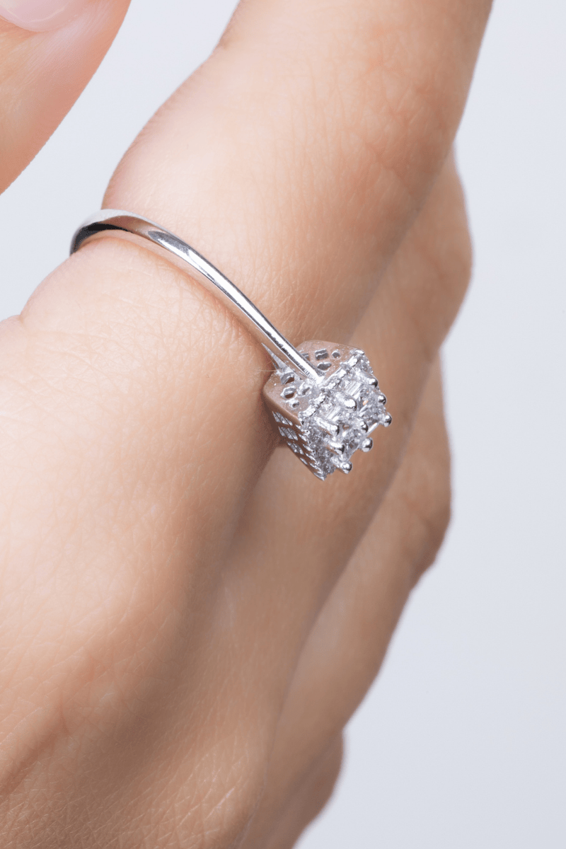Zircon (0130) Ring