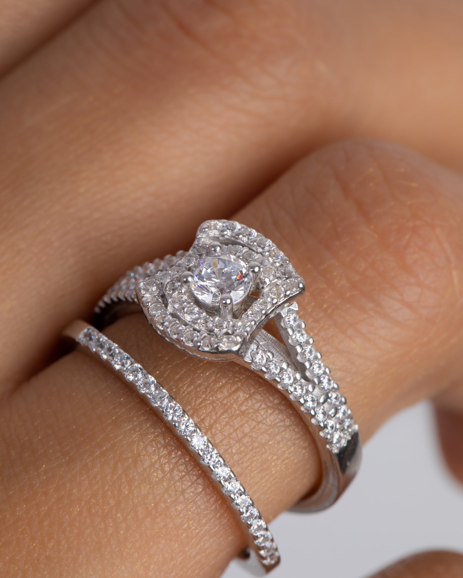 Zircon (0151) Twins Ring