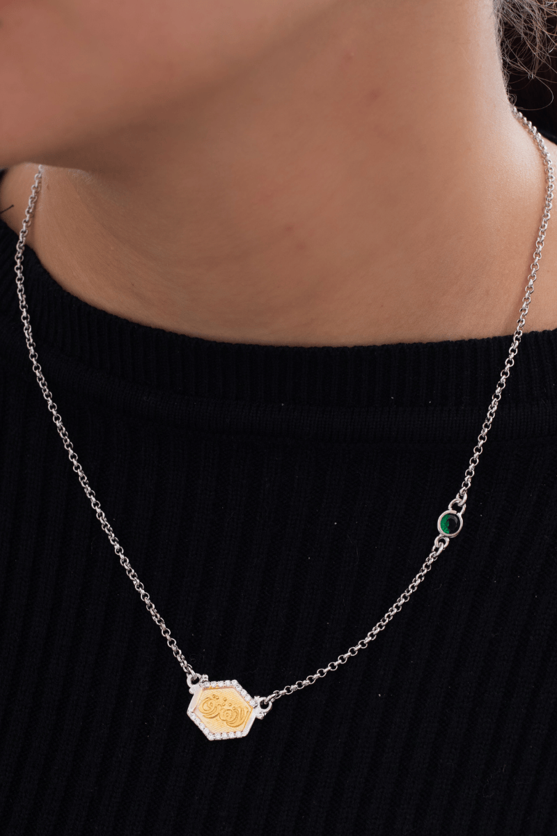 Zircon Green La Nftrak Gold Plated Necklace