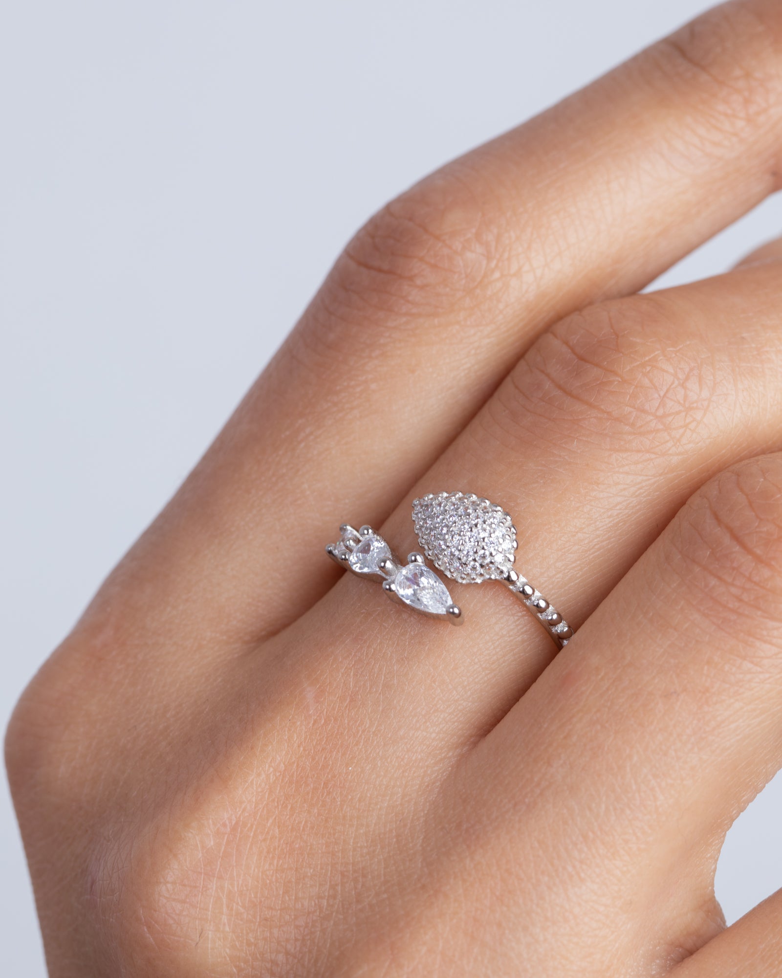 Zircon Leaf & Oval Ring