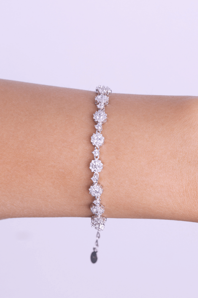 Zircon Flower (010) Bracelet