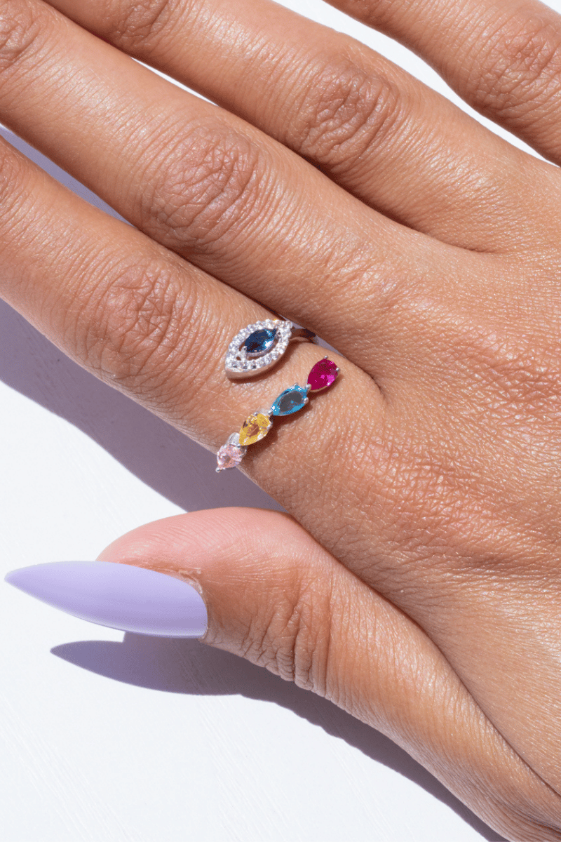 Zircon Oval Colored (09) Ring