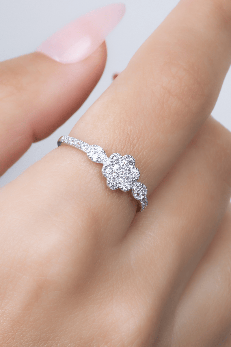 Zircon Flower (01) Ring
