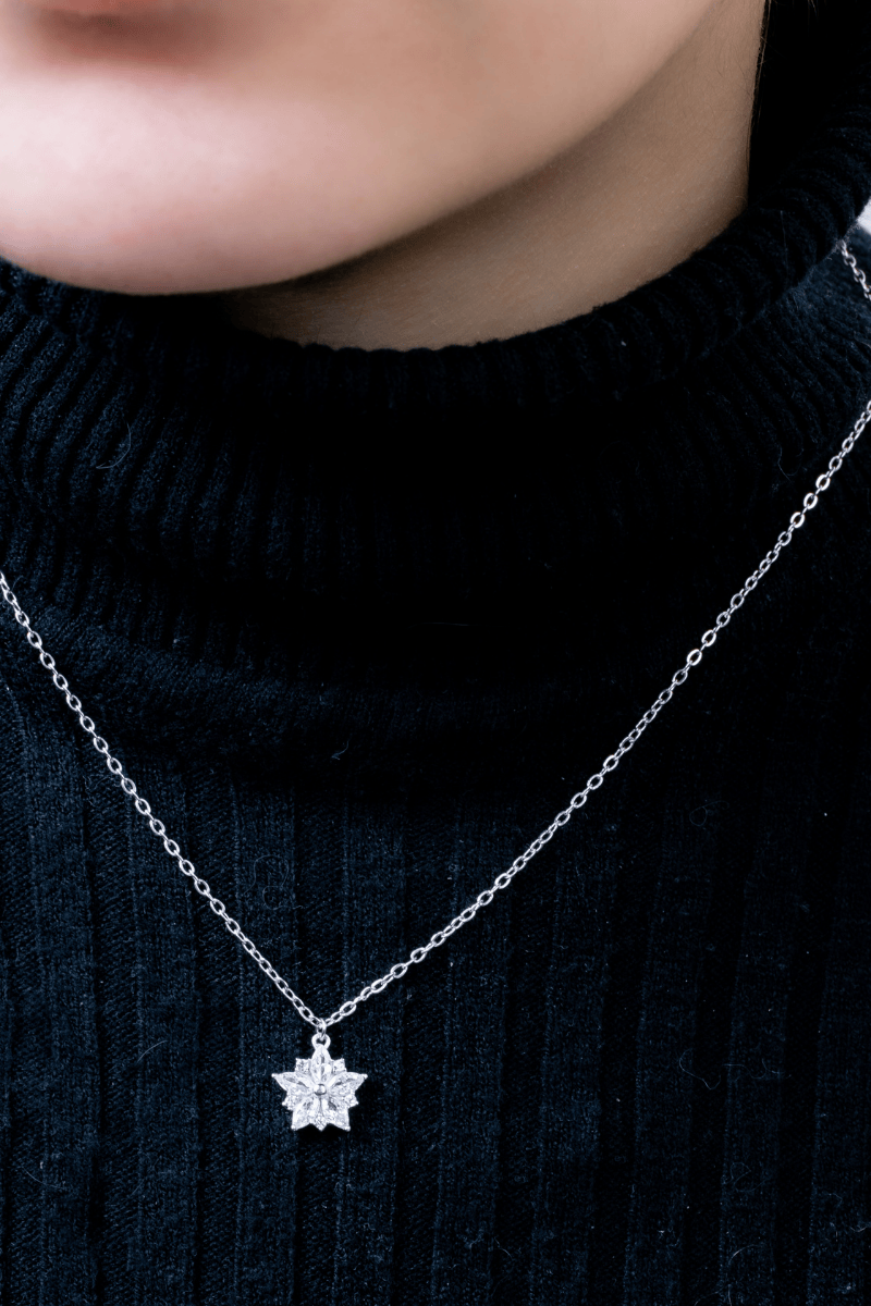 Zircon Flower (02) Necklace