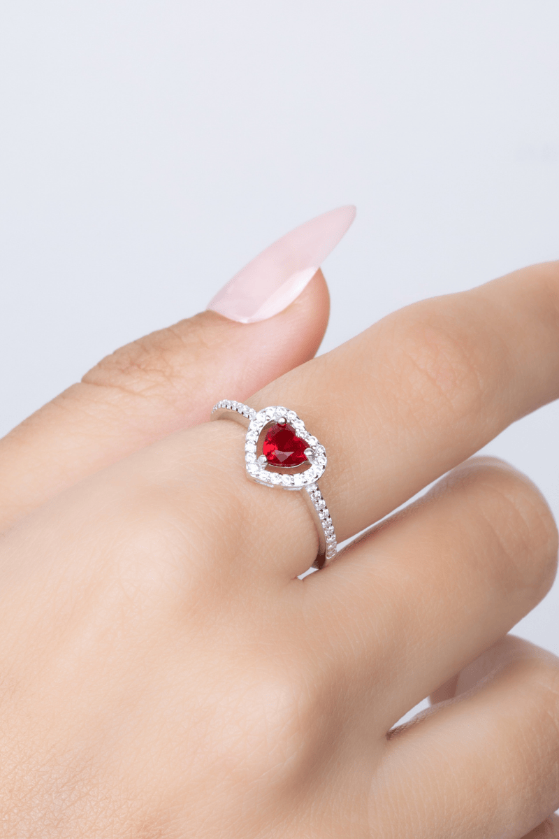 Zircon Red Heart (01) Ring