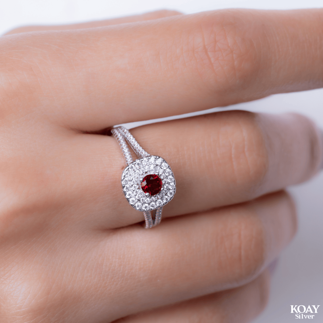 Zircon (0140) Red Ring