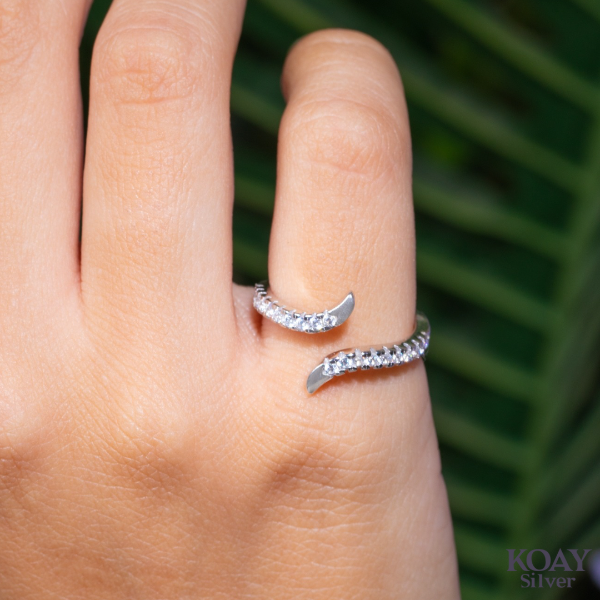 Zircon Wave Ring