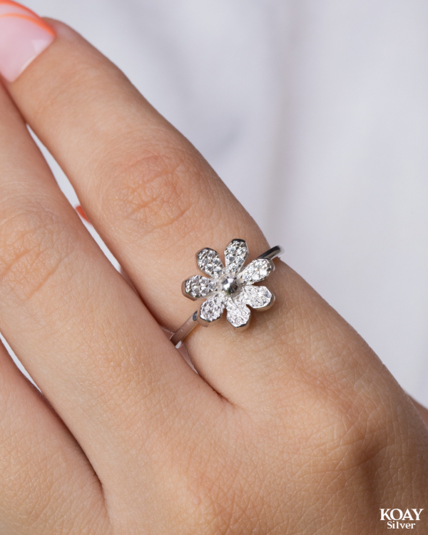 Zircon Flower Ring