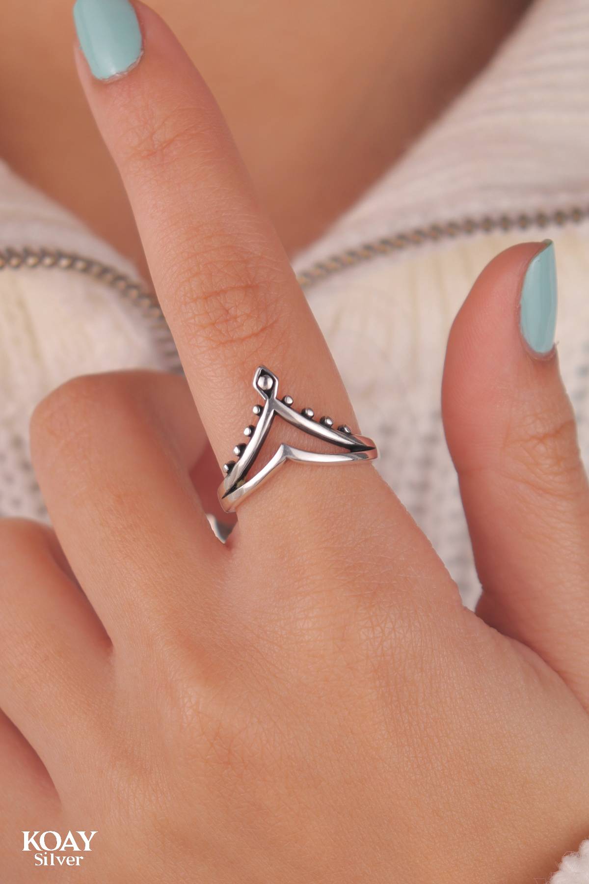 Tiara Ring