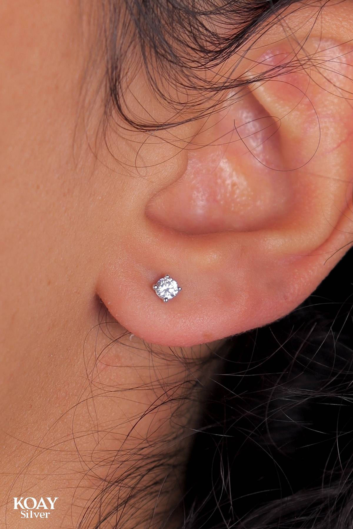 Tiny Zircon Earring