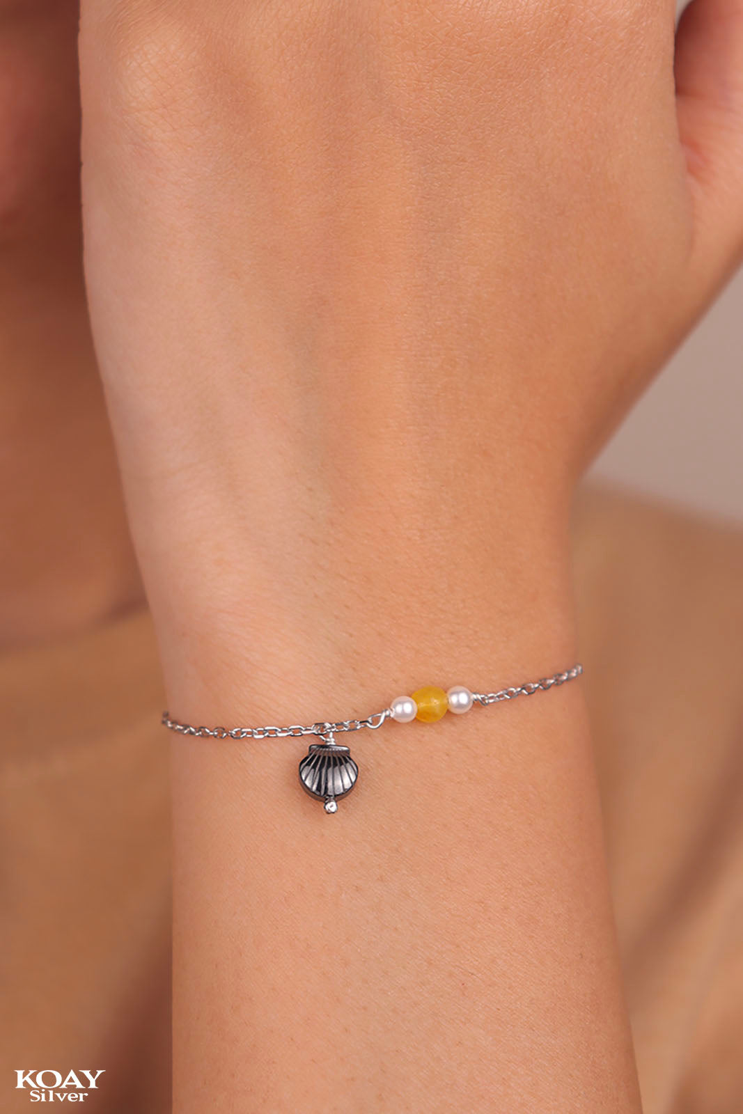 Colored Italian Shell (Yellow) Bracelet