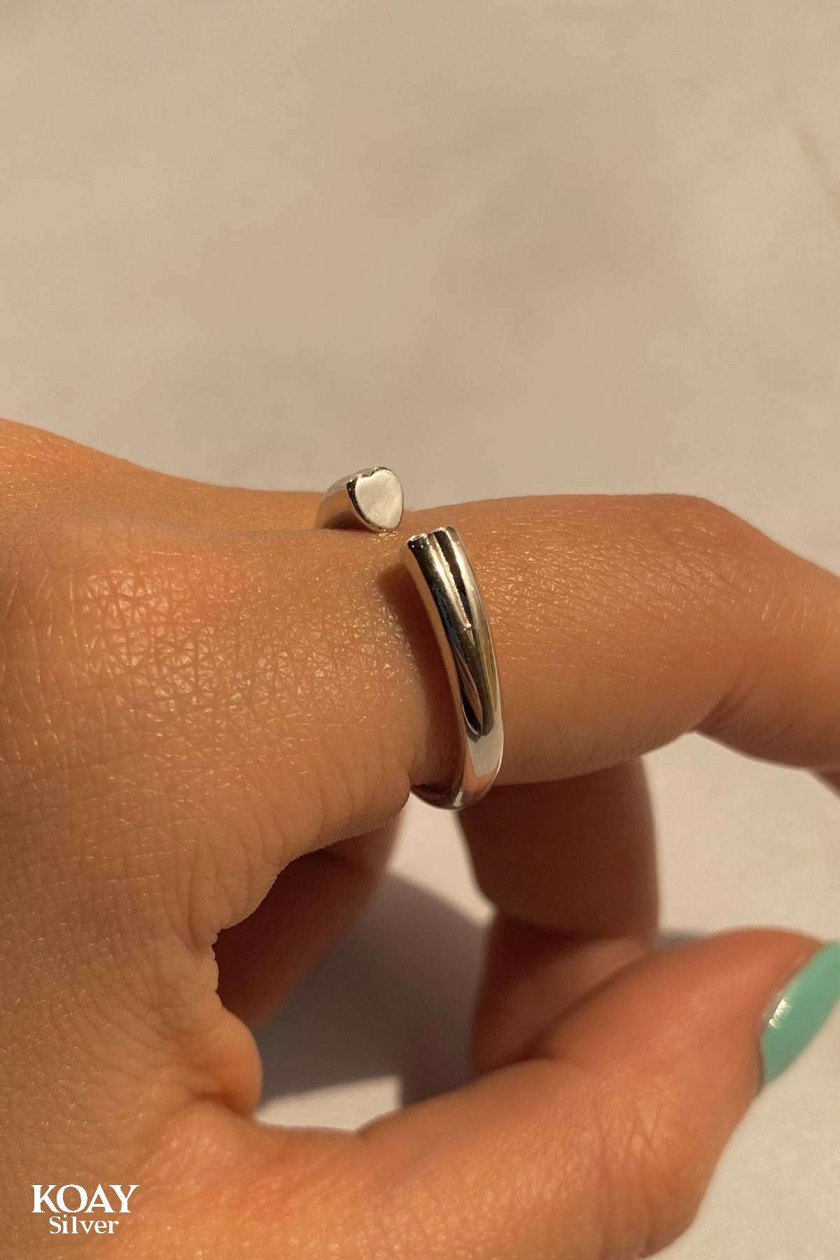 Heart Zircon (03) Ring